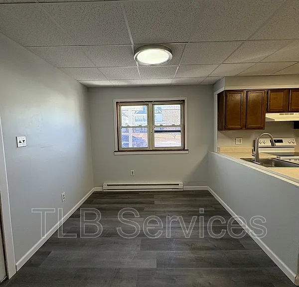 563 Washington Ave #1E — Photo 5