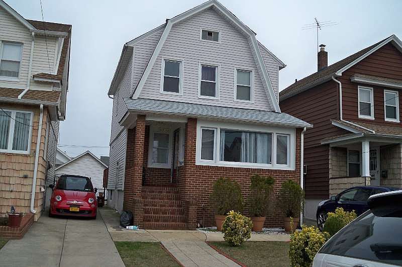 1st image of 15915 96th St