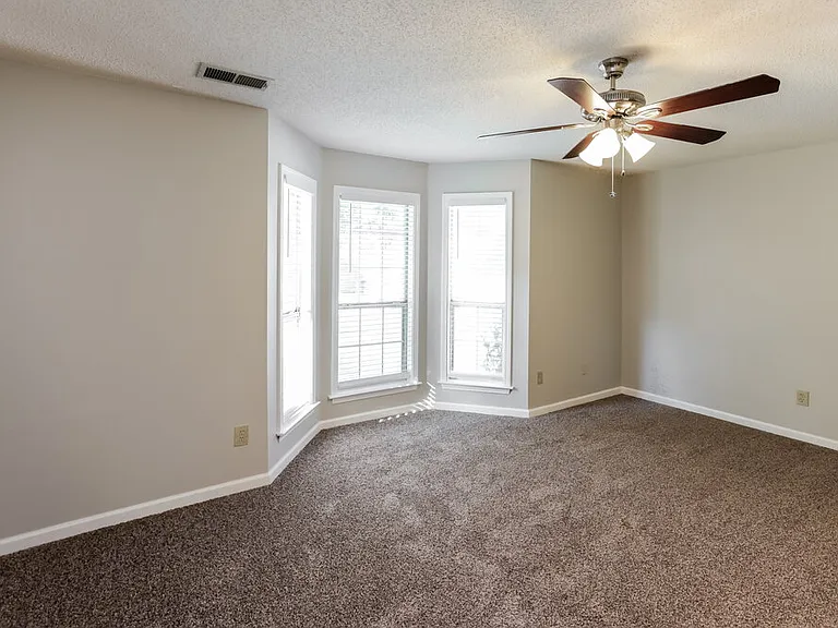 6764 Ann Marie Cv — Photo 10
