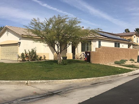 3rd image of 81250 Avenida Garcia