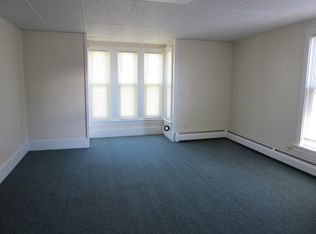 12 Ash St, Waterville, ME 04901