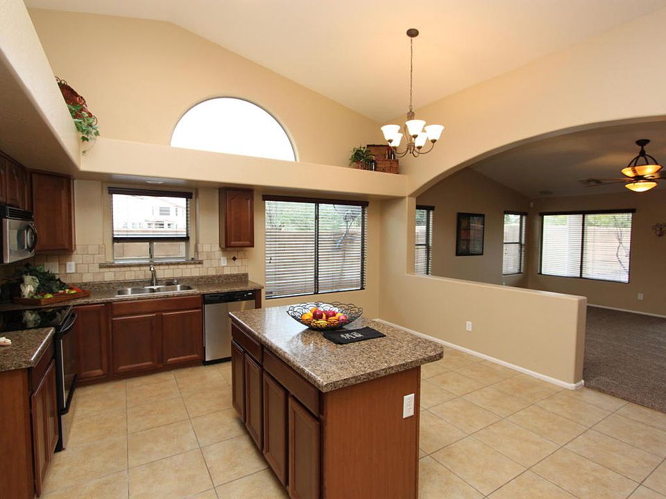 1st image of 45093 W Juniper Ave