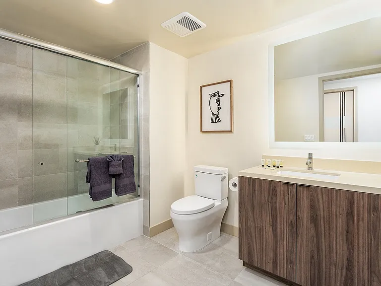 Lido Apartments - 1532 Brockton Ave — Photo 28