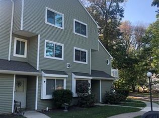 33 Arrowwood Ln, Monmouth Junction, NJ 08852
