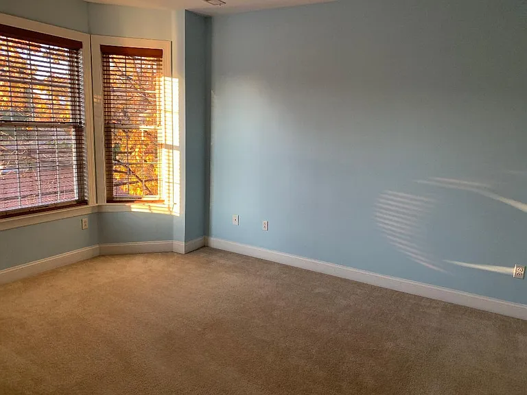 2449 Grays Ferry Ave — Photo 8