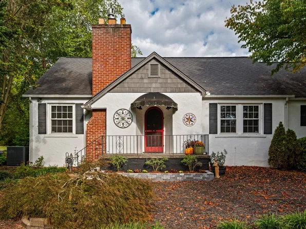 1103 Cedar Ln, Knoxville, TN 37912