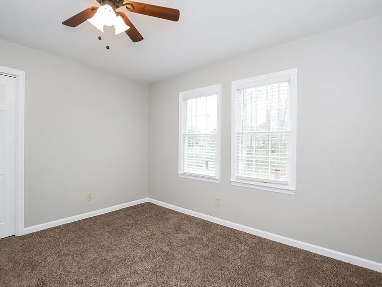 2906 Katy Ln SW — Photo 14