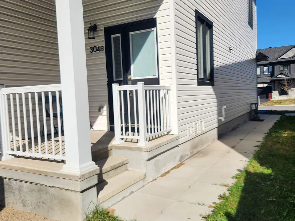 304 Spreadwing Way