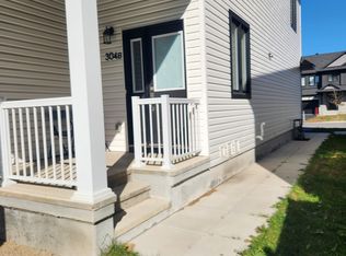 304 Spreadwing Way, Ottawa, ON K1X0H9