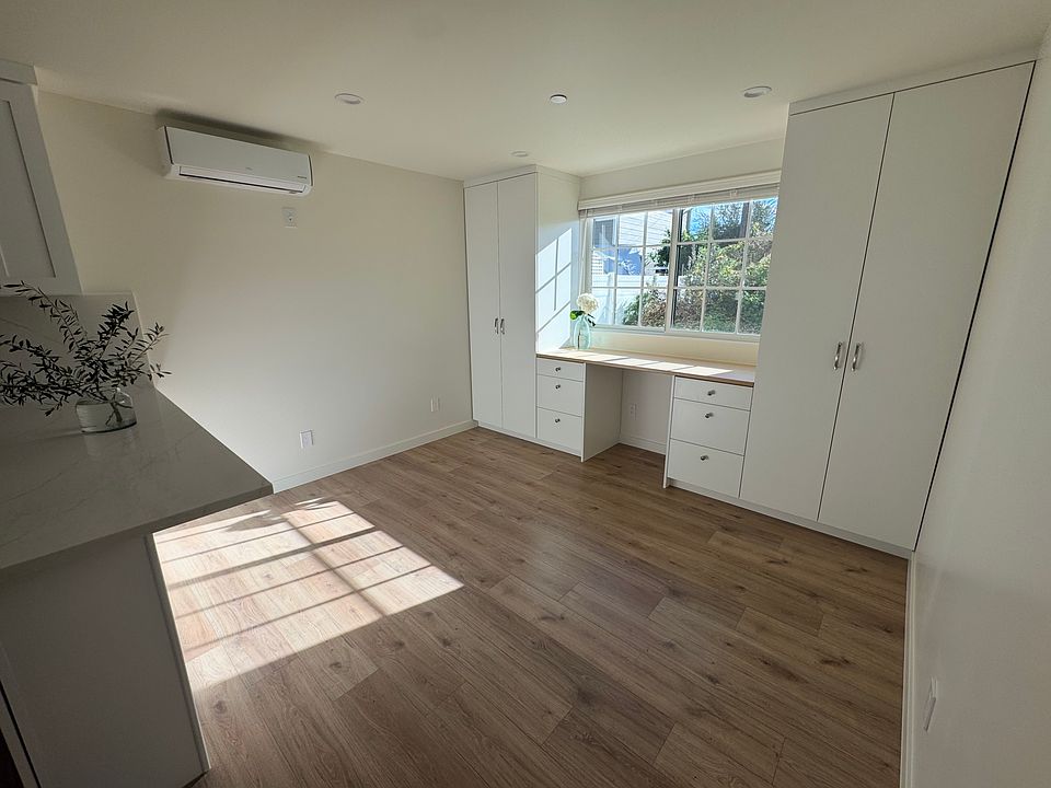 1st image of 230 W Cedar Ave #1