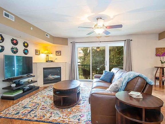 4th image of 511 N Cass Ave APT 2D