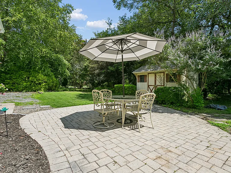 7976 Laura Ann Ln — Photo 41