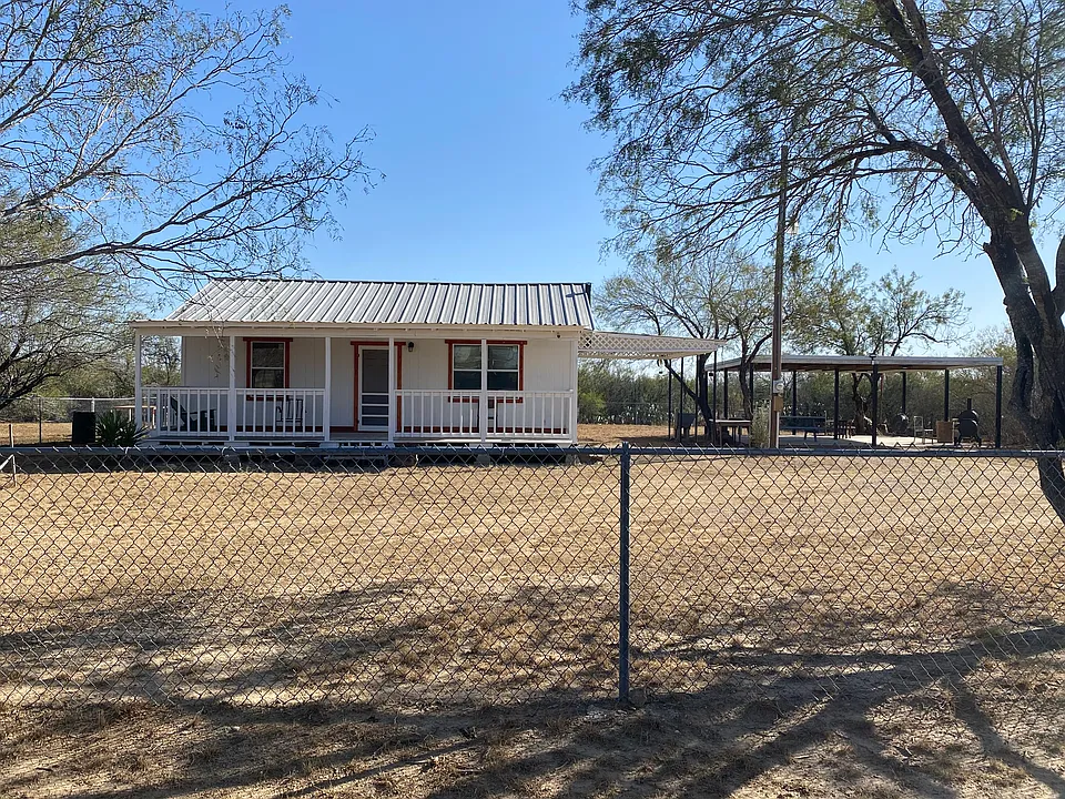149 Armando Arce Rd