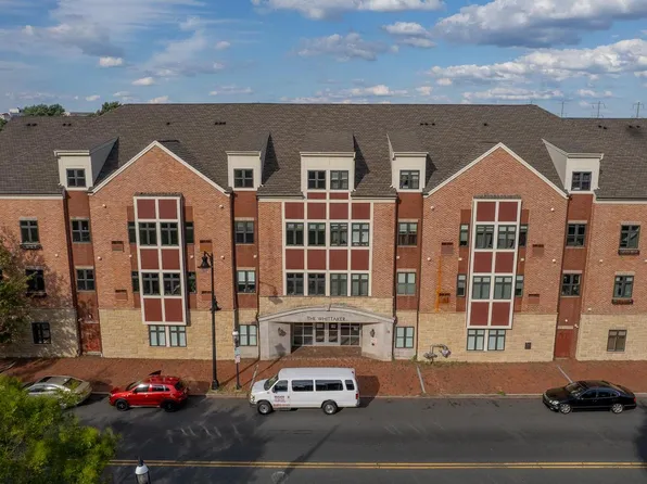 350 S Broad St #307, Trenton, NJ 08608