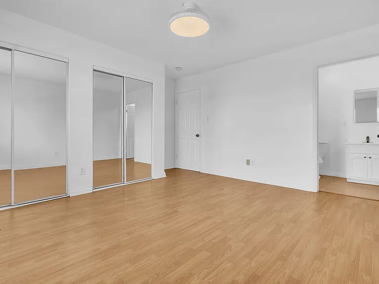1672 N Soto St — Photo 12