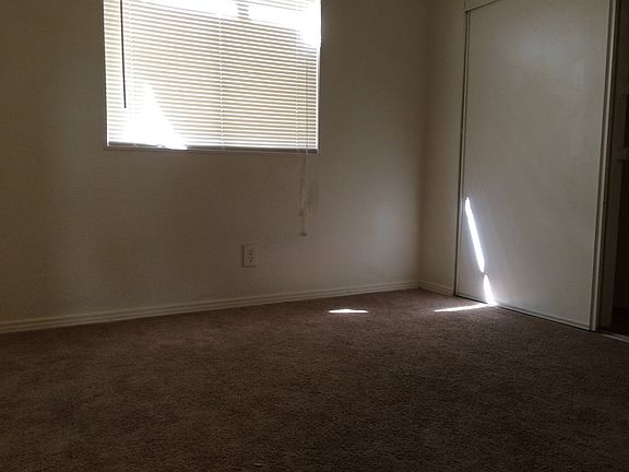 5th image of 3463 Fort McHenry Dr