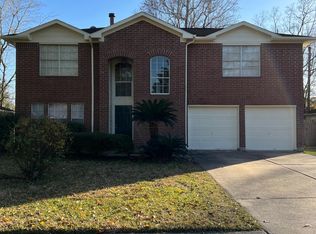 3906 Oaktrace Dr, Humble, TX 77396