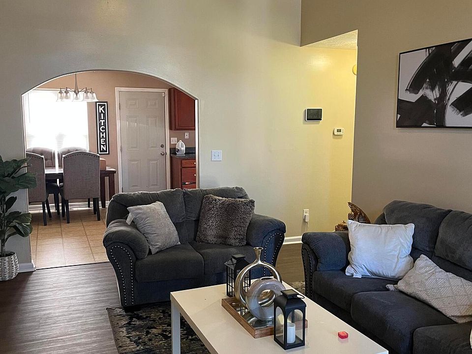 2nd image of 273 Clover Valley Dr