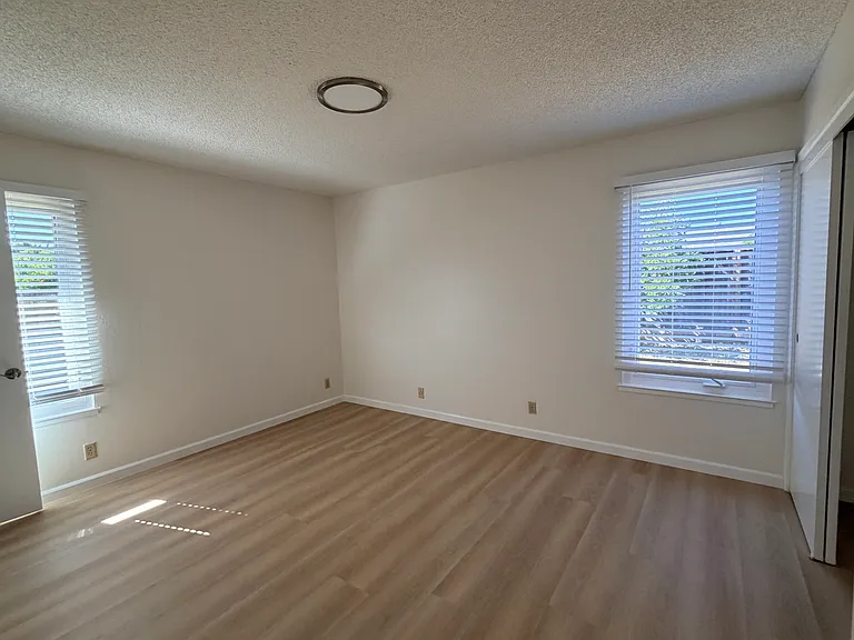 35108 Perry Rd — Photo 9