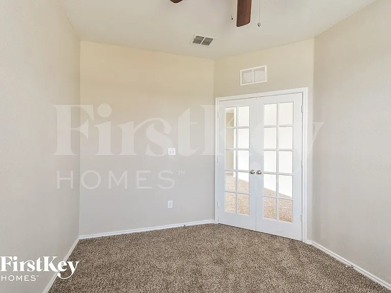 6503 Davenport Bay — Photo 11