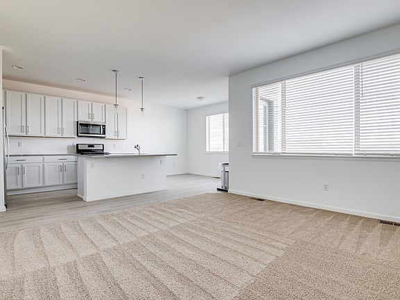 PaintedRidge-JLL-3631-Kitchen-Living-8