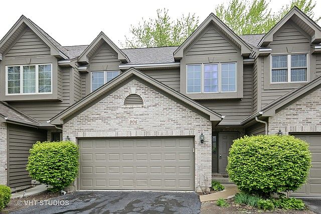1st image of 906 Ascot Dr #A