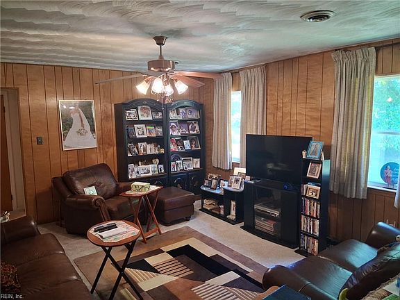 4th image of 641 Table Rock Rd