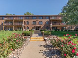 1350 Kimberly Ridge Rd APT 309, Bettendorf, IA 52722