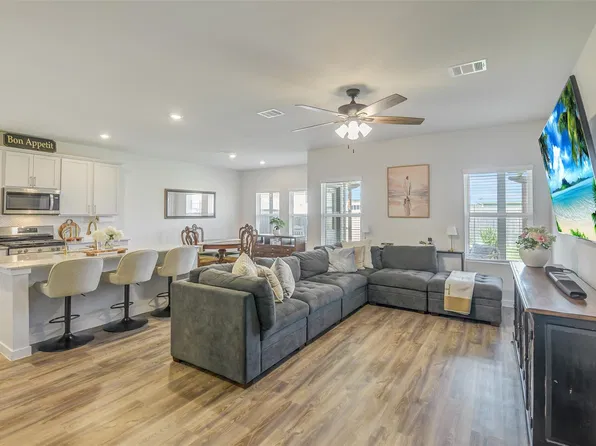 25300 Carnation Ct, Montgomery, TX 77316