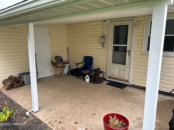 5th image of 712 Tule St