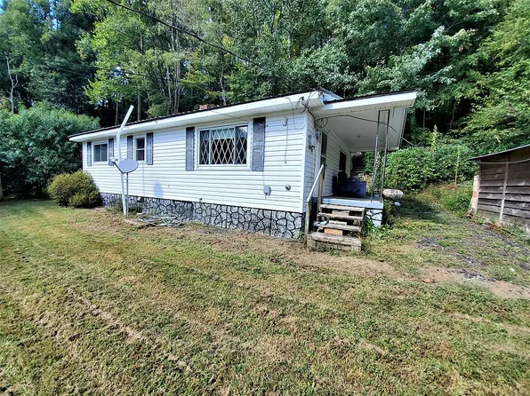 471 Staggerweed Rd, Bakersville, NC 28705