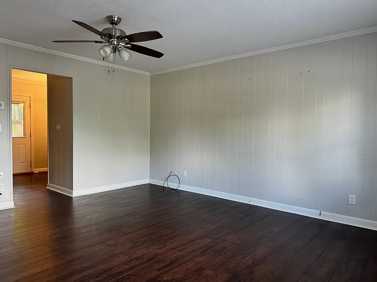 5003 Edwards Rd #19 — Photo 2