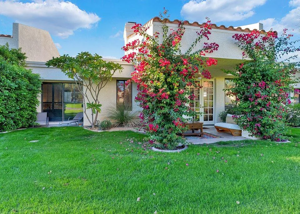 49970 Avenida Vista Bonita