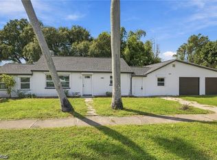 380 New York Dr, Fort Myers, FL 33905