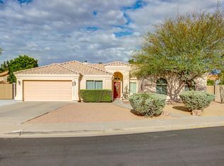 2714 N Yale Cir, Mesa, AZ 85213