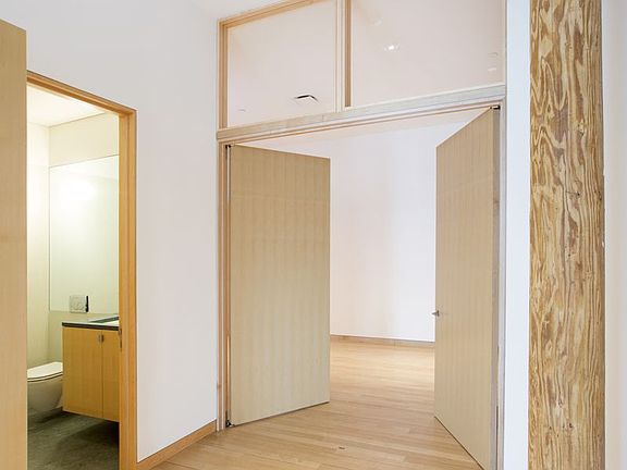 5th image of 28 Greene St APT 5W