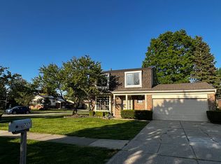 727 Kings Way, Canton, MI 48188