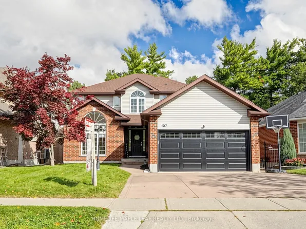 107 Green Bank Dr, Cambridge, ON N1T 2B5