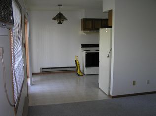 817 W Main St APT 3, Sparta, WI 54656