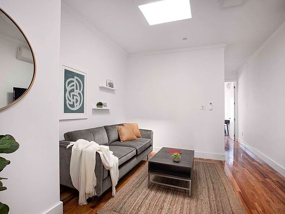 4th image of 336 E 117th St APT 1A