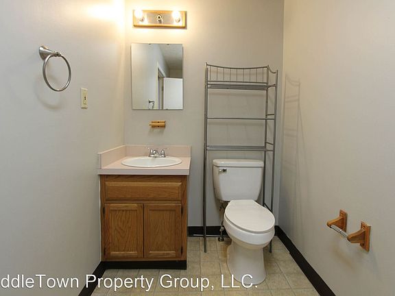 5th image of 1711 W University Ave #8729921