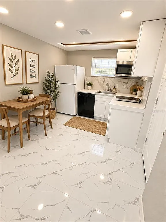 2 bed, 1.0 bath, 565 sqft, $1,350 — Photo 2