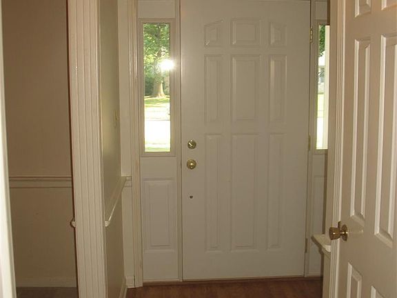 5th image of 416 Quail Run Rd