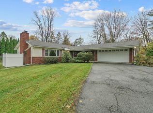 5 Linda Dr, Newburgh, NY 12550