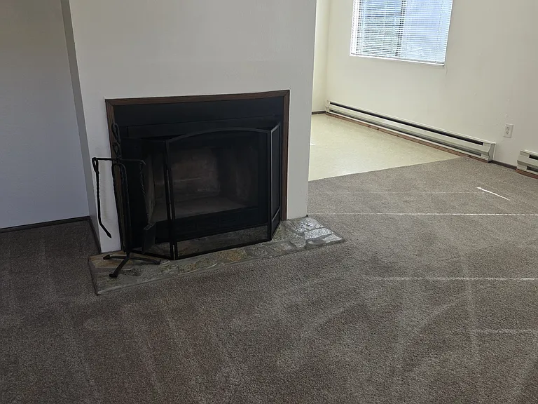 8621 N Edison St #11 — Photo 7