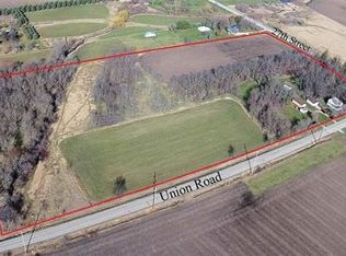 2725 Union Rd, Cedar Falls, IA 50613