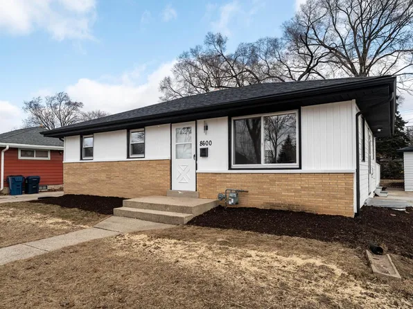 8600 West Crossfield AVENUE, Milwaukee, WI 53225
