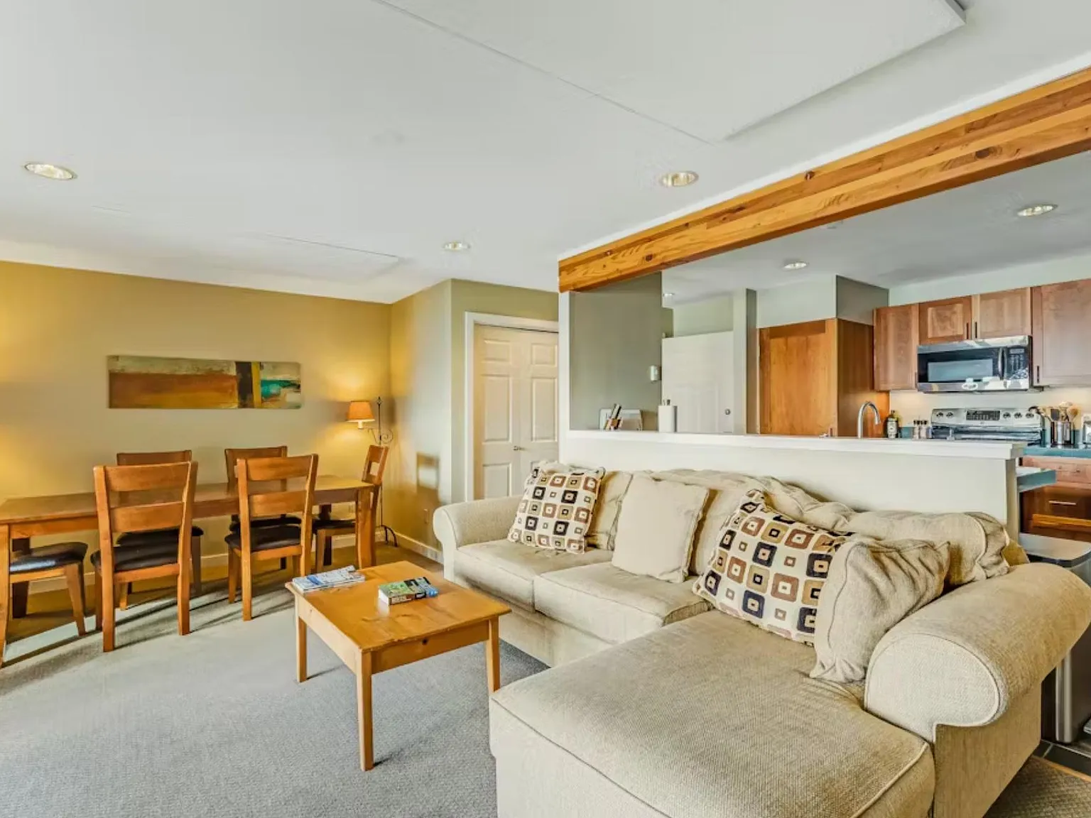 2 bed, 1200 sqft, $2,600 — Photo 3