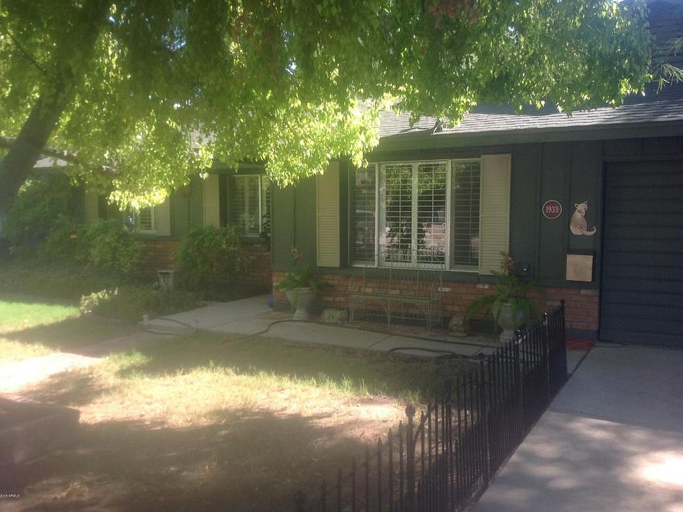 1st image of 1933 E Auburn Dr