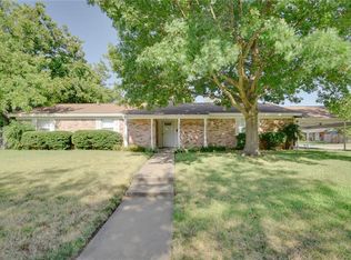516 Russell Rd, Everman, TX 76140